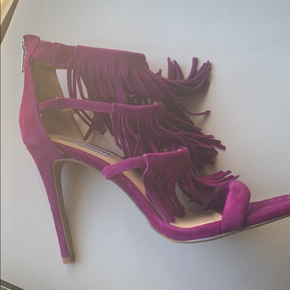 Purple fringe Steve Madden heels